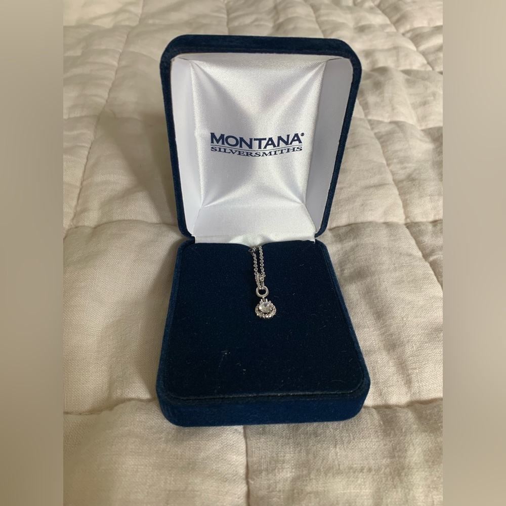 Montana Silversmiths silver crystal necklace